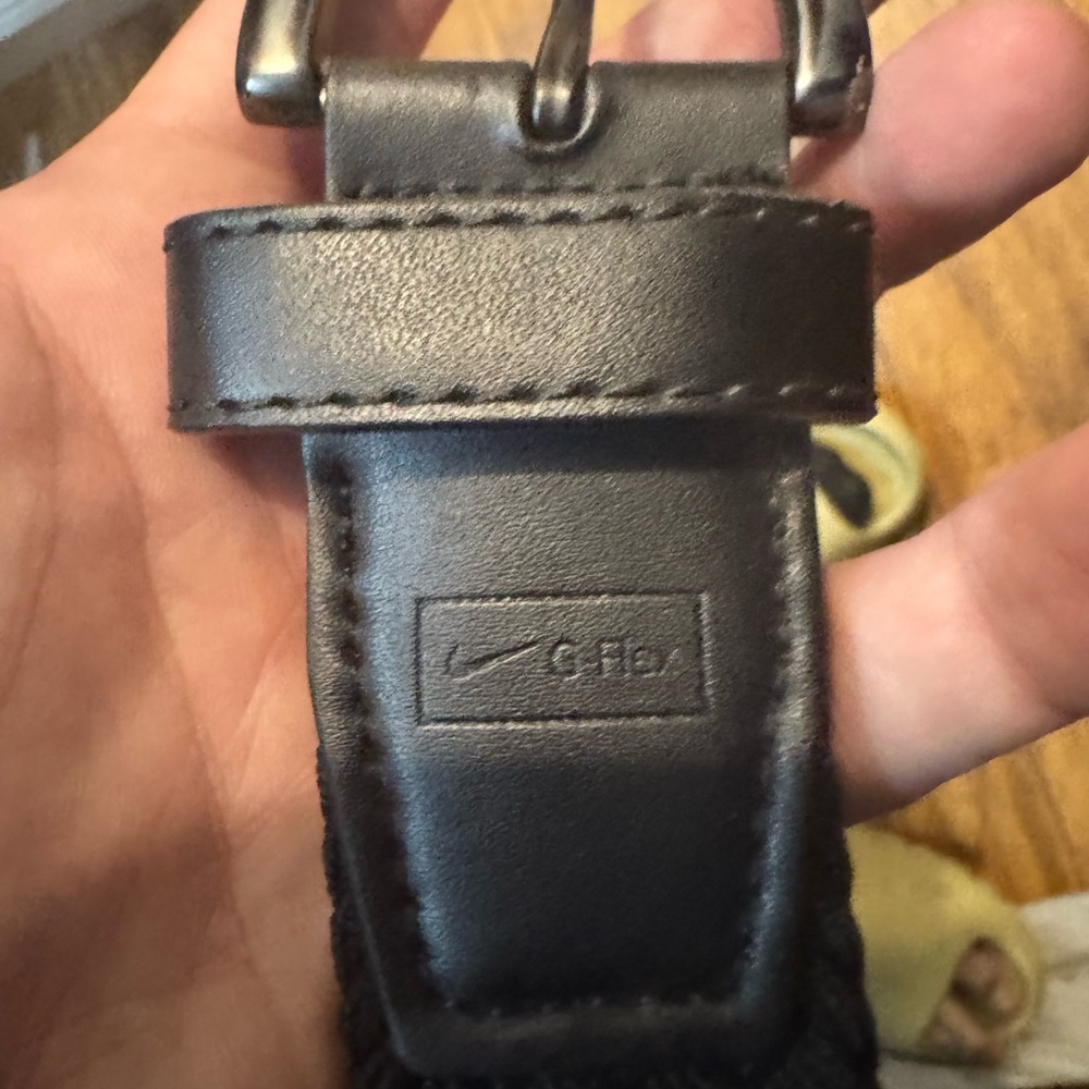 Nike Black G Flex Stretch comfort golf/work belt.